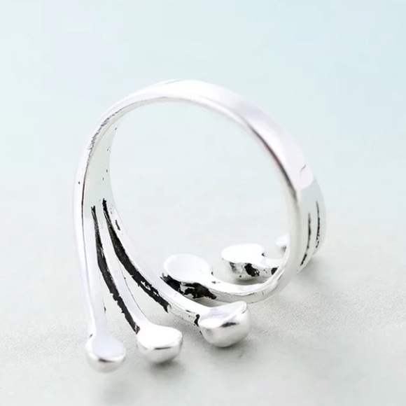 IRREGULAR BALL STERLING SILVER RING - Picture 3 of 3